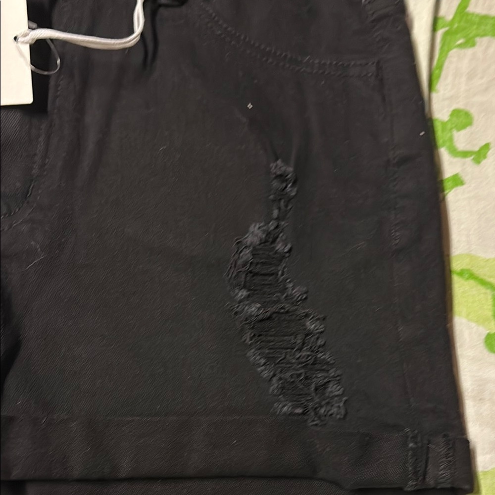 NWT KanCan Black Distressed Jean Shorts - Picture 5 of 11